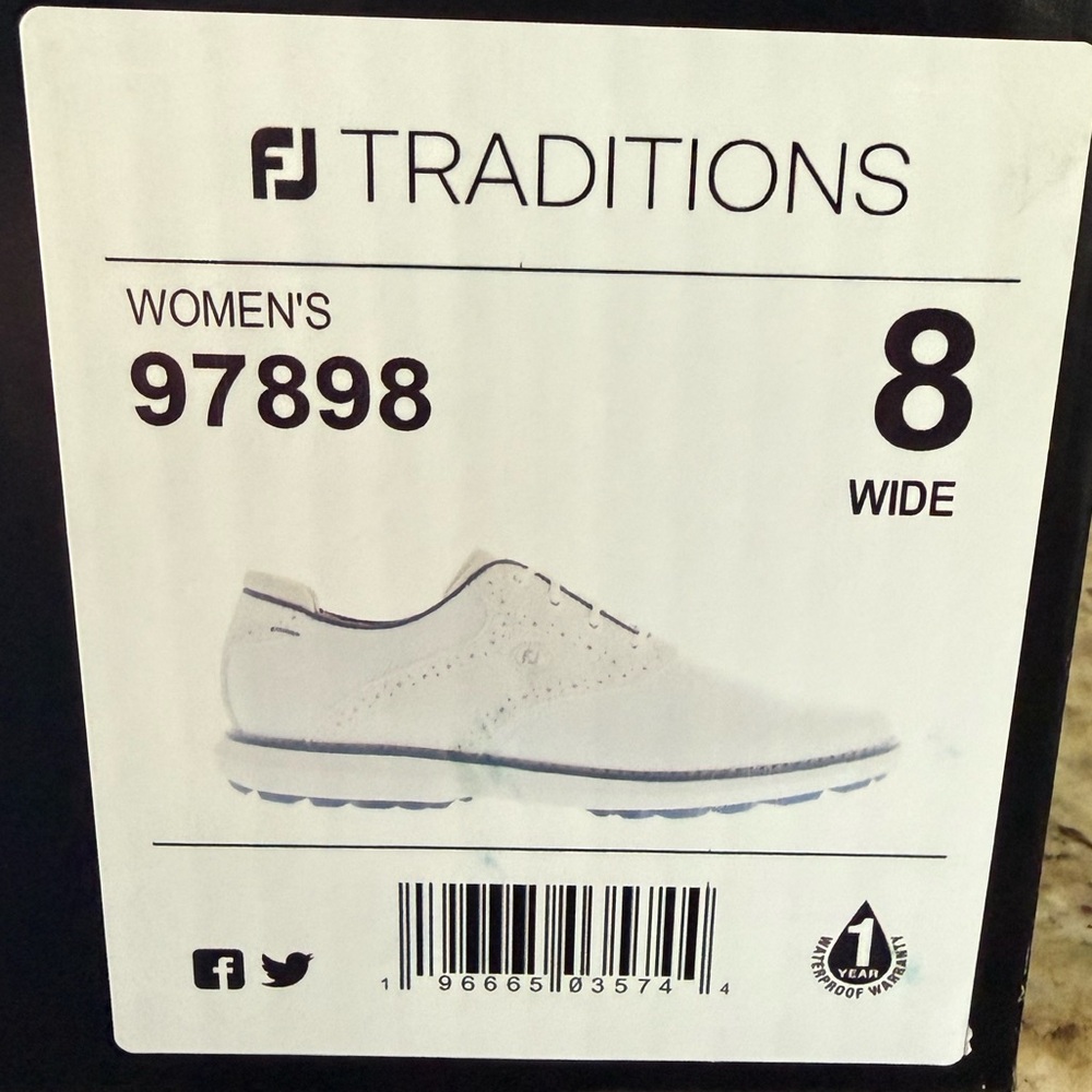 FootJoy Traditions Women's Golf Shoes
